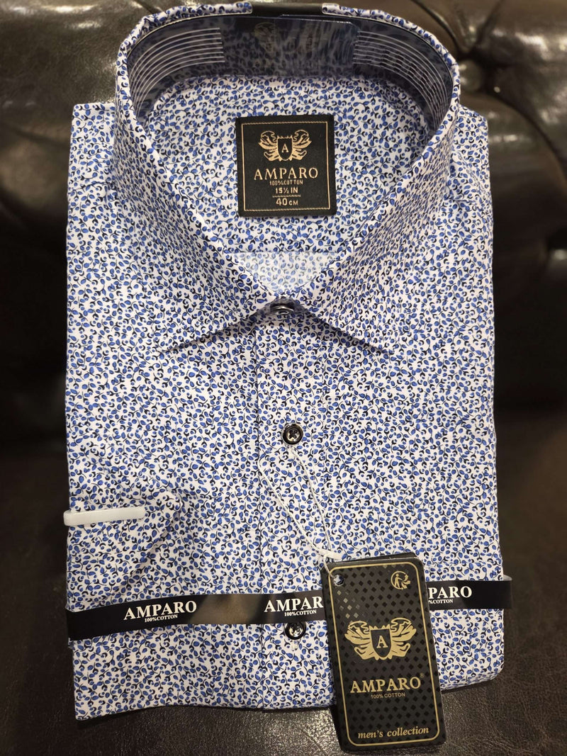 Het Amparo korte mouwen overhemd staat voor tijdloze klasse en gemak. Dankzij het strijkvrije katoen geniet je van ultiem comfort en onderhoudsgemak.