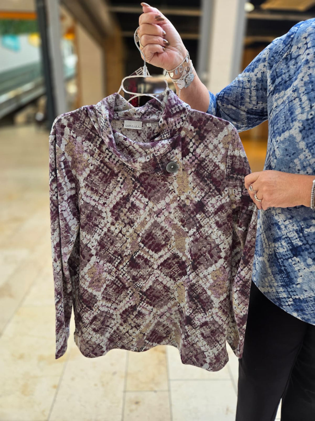 Gabriella K. Shirt lange mouw - Kraag met knoop