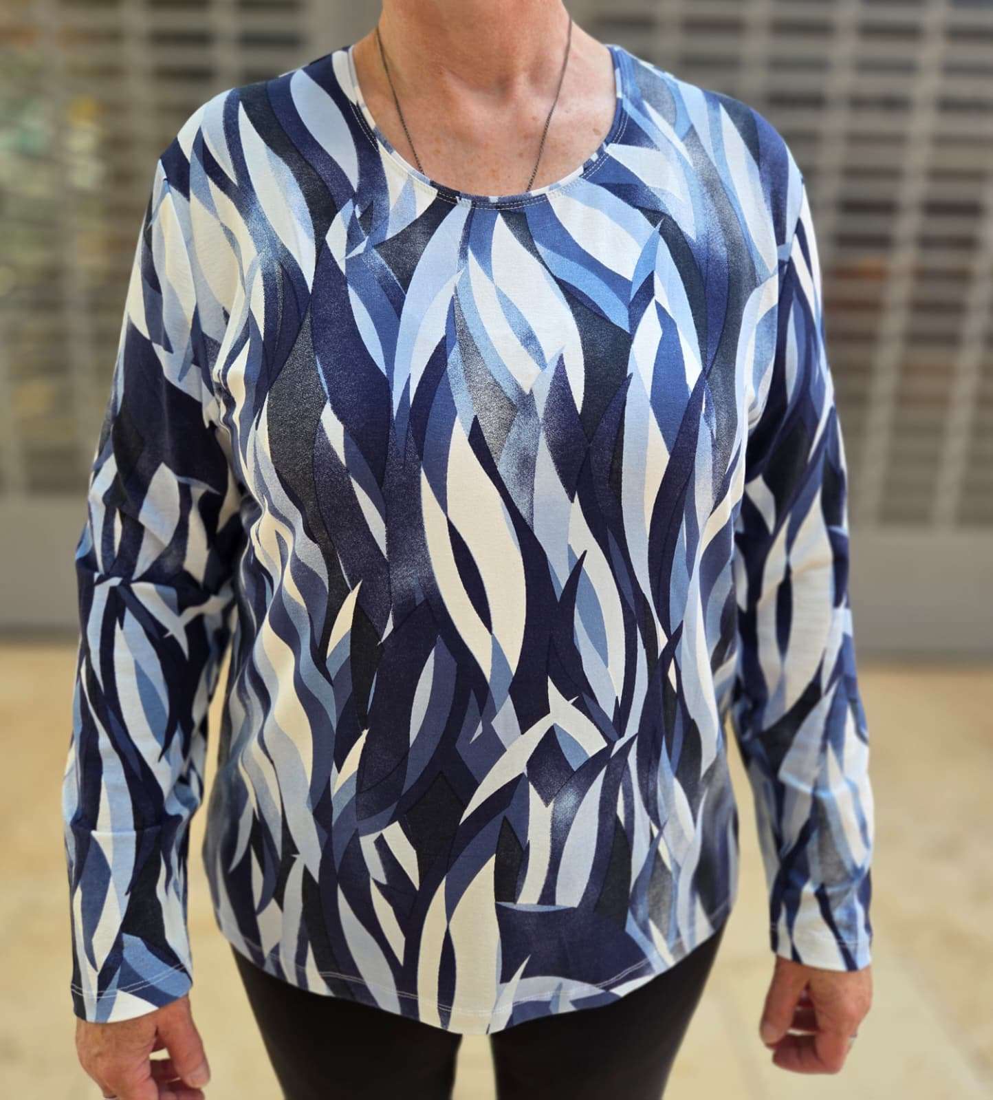 Ontdek de Marinello Shirt met lange mouw, gemaakt van hoogwaardige viscose – perfect voor het najaar en de winter! Persoonlijke advies lijn